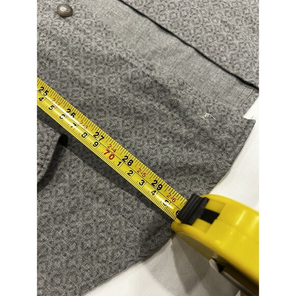 Claiborne Button Down Dress Shirt Men’s Size L Geometric Pattern Gray - Picture 6 of 10